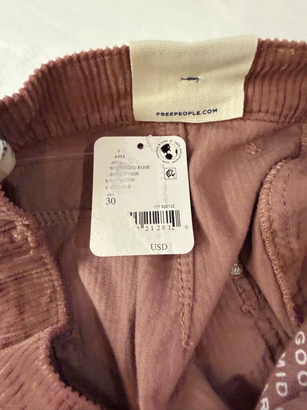 NWT FREE PEOPLE WE THE FREE Good Luck Mid Rise Barrel Jeans Cords Withered Rose - Picture 9 of 16